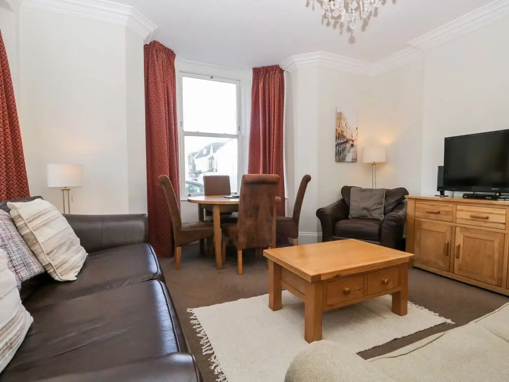 Carlton House Apartment 1