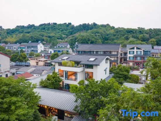 Yixing Yizhi Homestay (China Yixing Ceramic Museum)