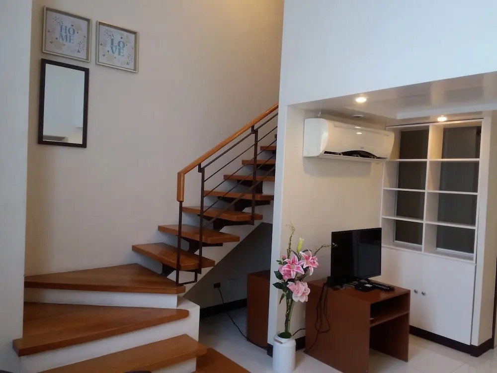 2 Bedroom Luxury Lofts