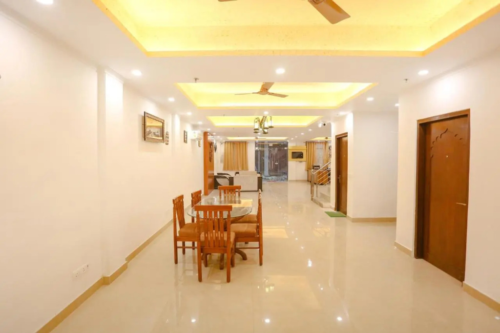 FabHotel Taj Residency