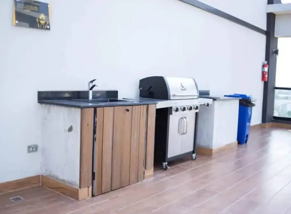Luxury Condo 1 Br Pool Excellent Location
