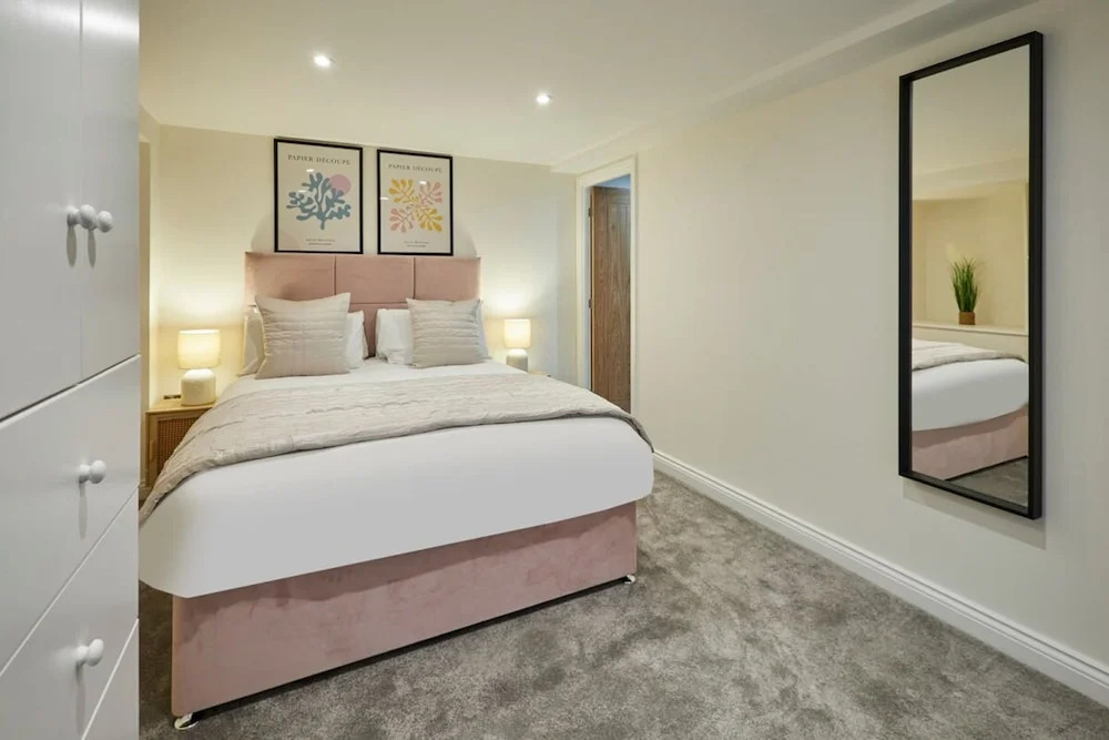 Host Stay 3 The Mount