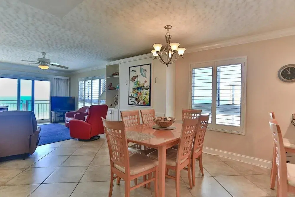 Destin Towers 143
