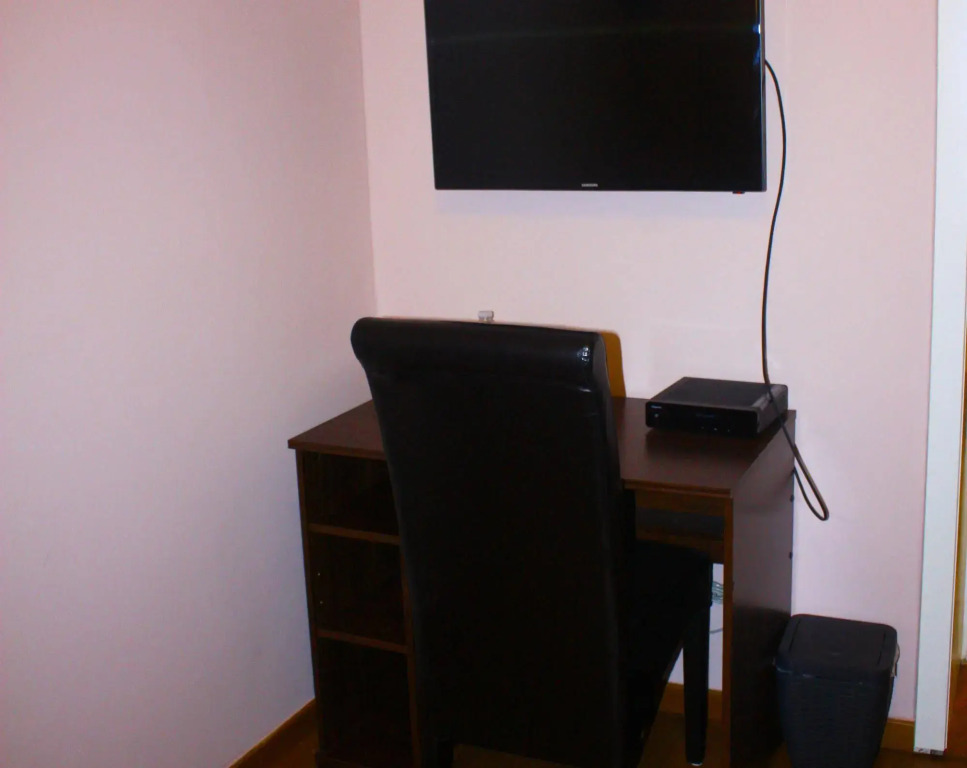 EU Guesthouse