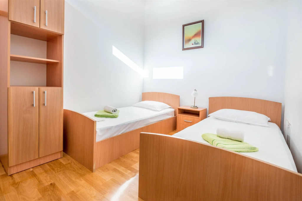 Apartments Ivardić