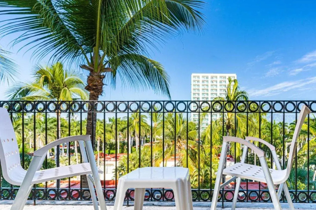 Отель Krystal Puerto Vallarta
