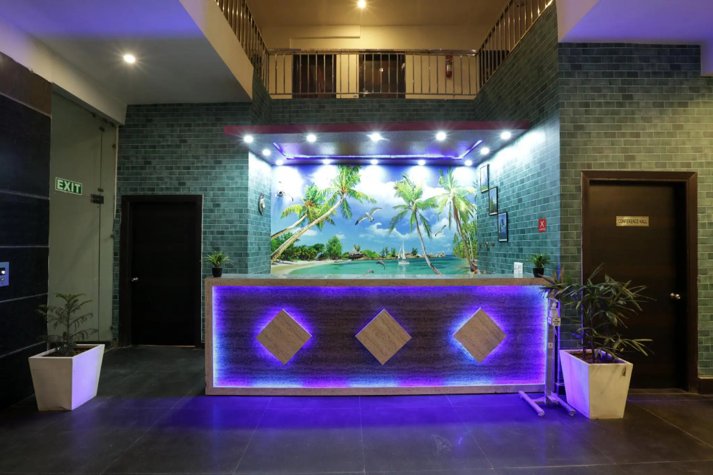 Hotel Sky View
