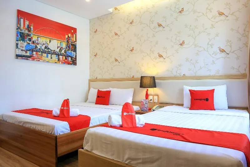 Reddoorz Near Nguyen Hue Walking Street 3