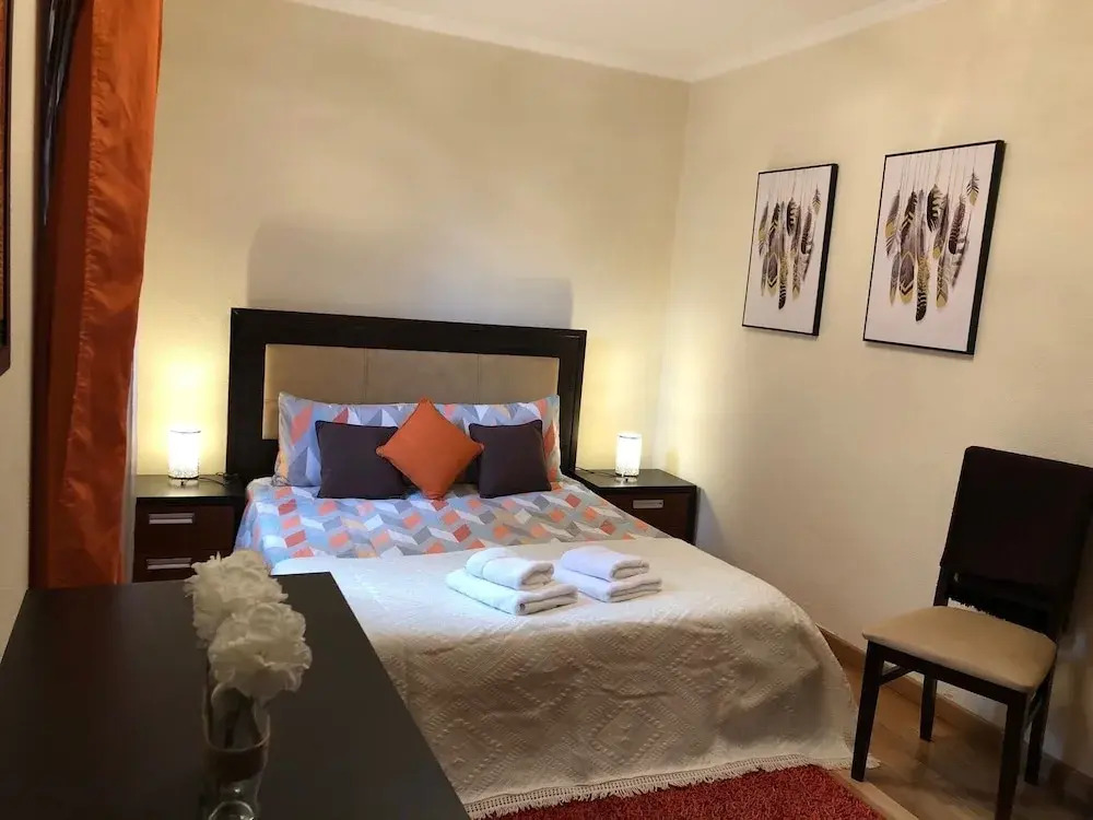 Penteada's Apartment - Charming & Trendy