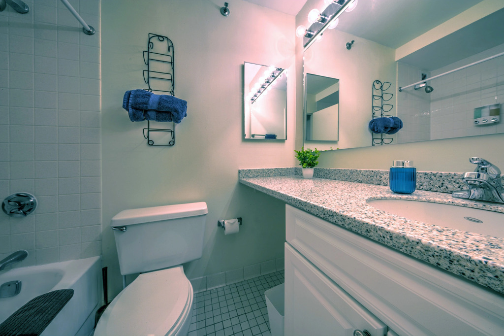 Gorgeous Apt With Dedicated Flex-cation Office Space!