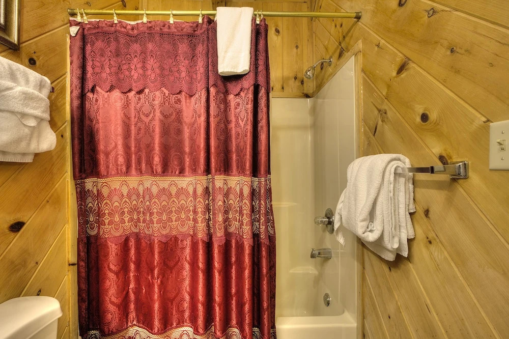 Stream Of Love 374 - One Bedroom Cabin