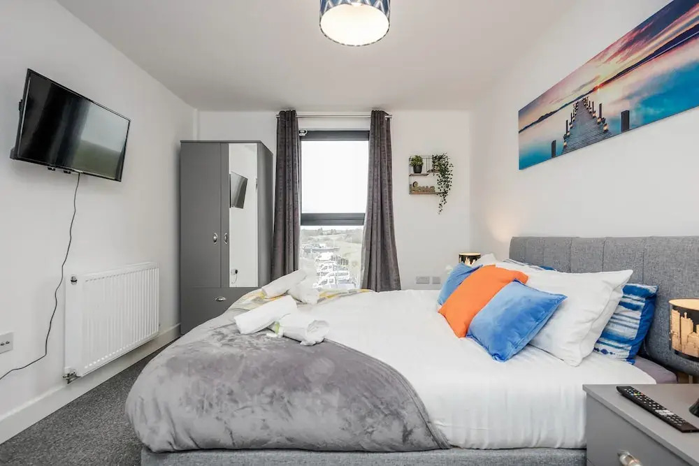 Livestay-spacious Modern One Bed Apt Near Heathrow