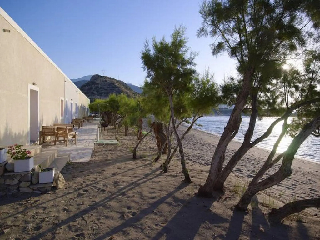 Beachfront Apartments in Ierapetra Ferma Apothikes