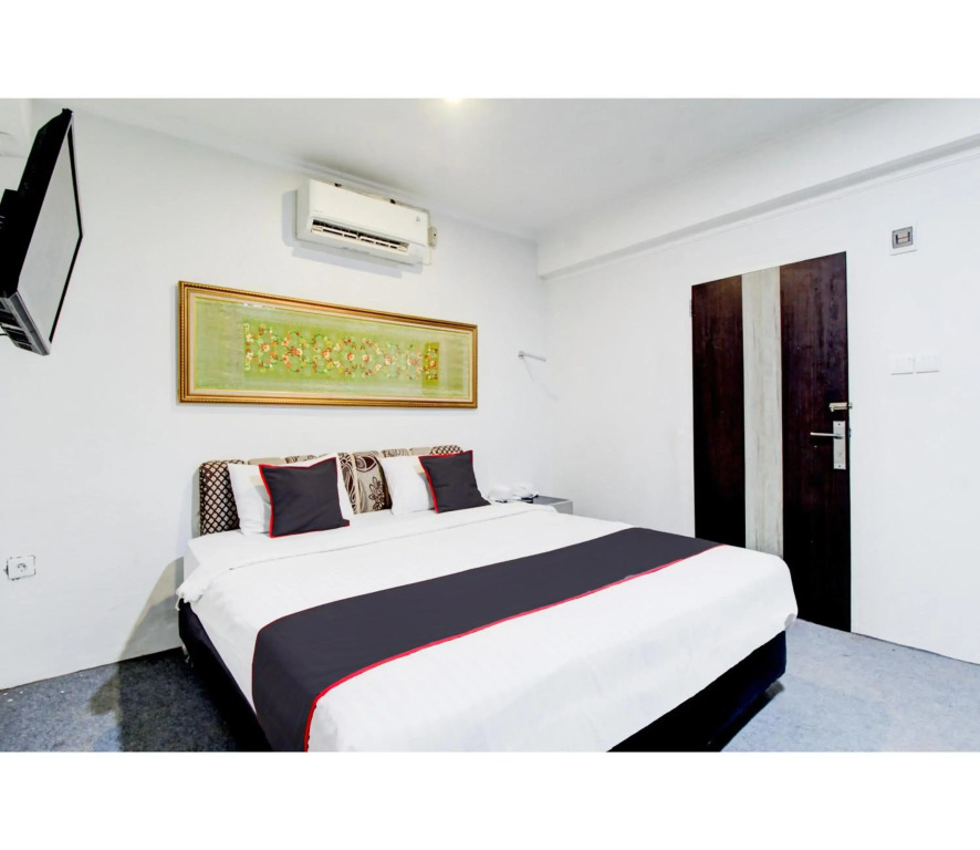 Hotel O Jalan Jenderal Sudirman Near Imam Bonjol Square Formerly Nelvi Guest House
