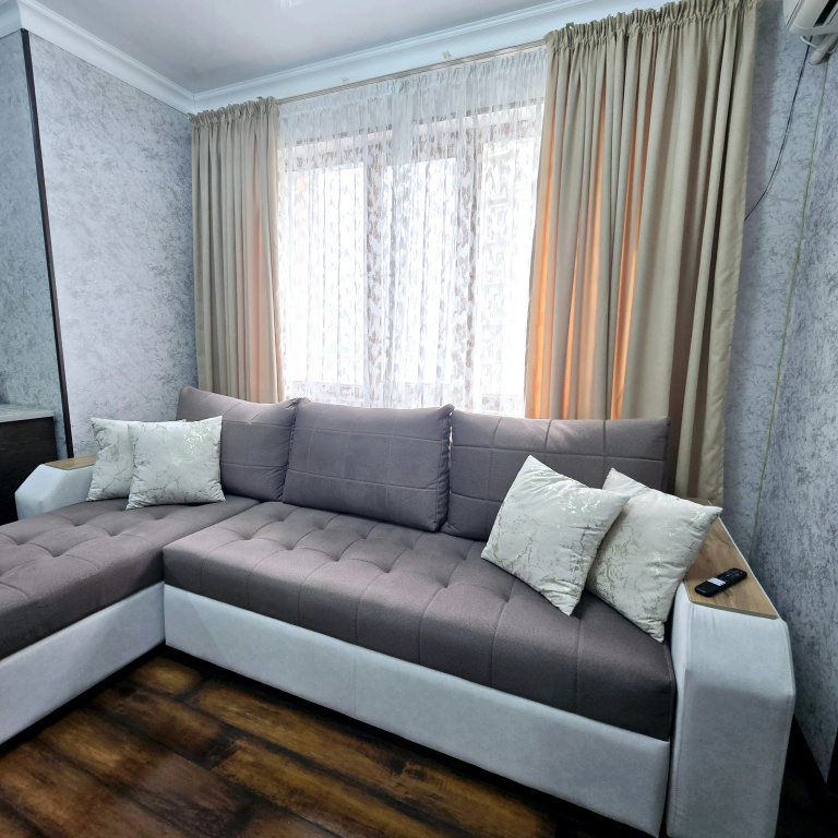 2kom V Tsentre Goroda Flat