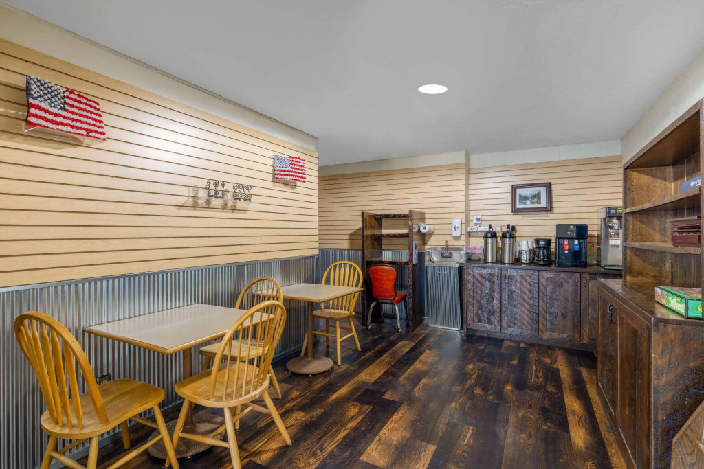 Travelodge by Wyndham Livingston
