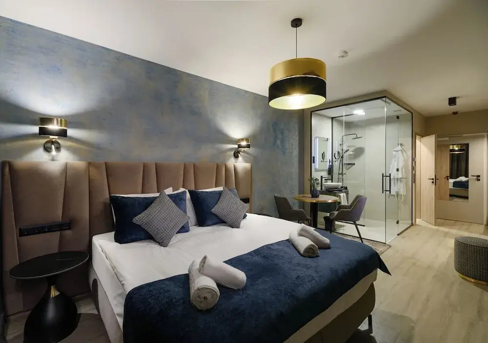 INFINITY Budapest Hotel