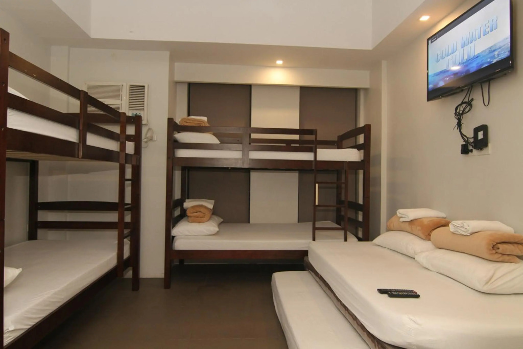 Mabolo Royal Hotel