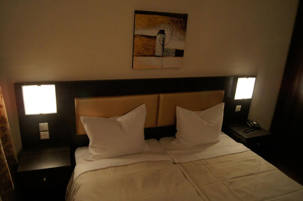 2Places Side