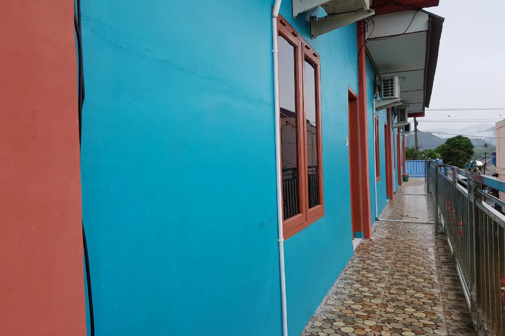 SPOT ON 2926 Penginapan Sariah Basamo