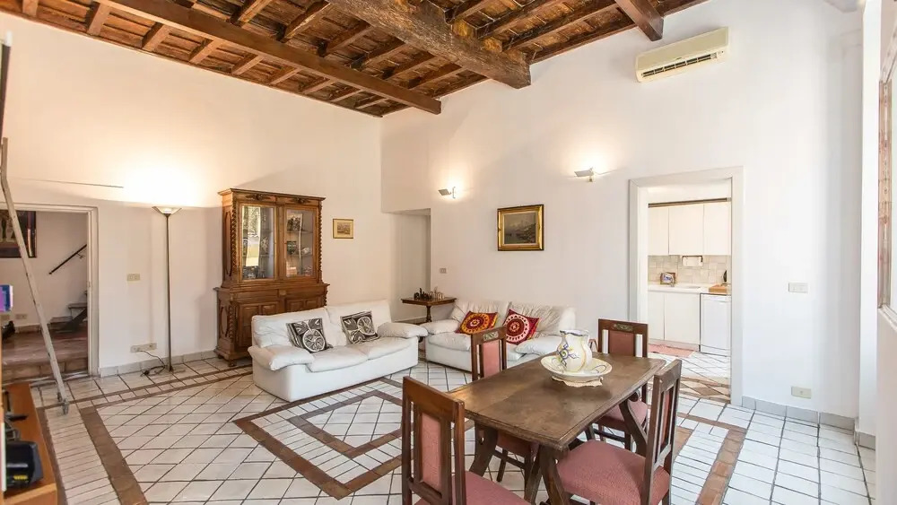 Rental In Rome Monti Apartment