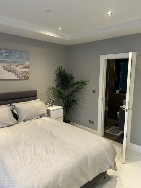 Croke Park, 3-beds ,1 Pullout bed , Sleeps 8