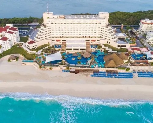 Hotel y Villas Solaris Cancun