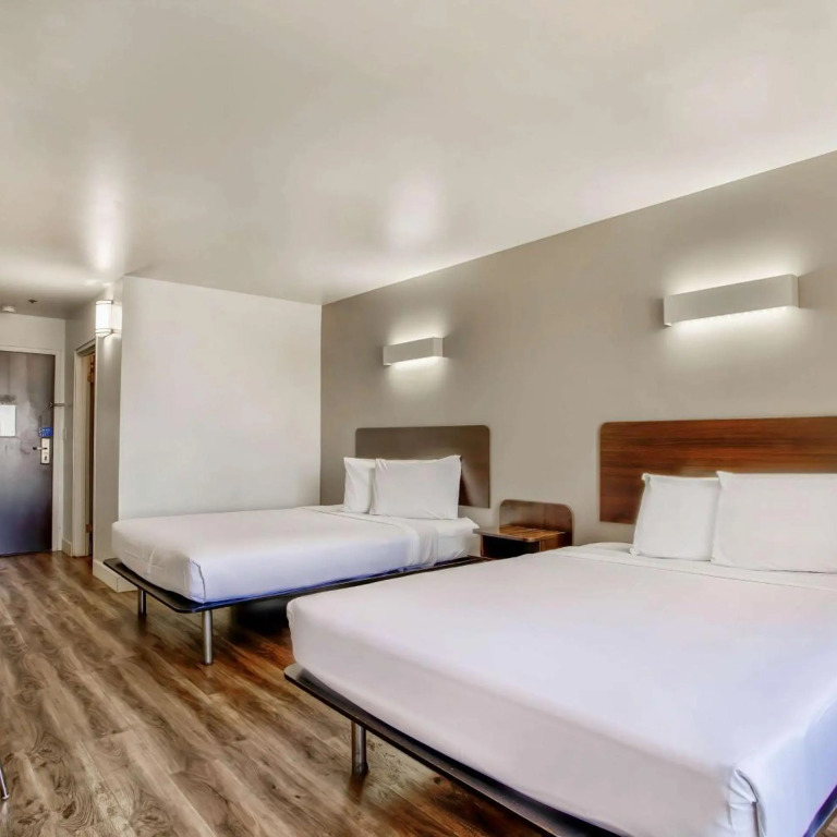 Motel 6-Hesperia, CA - West Main Street I-15