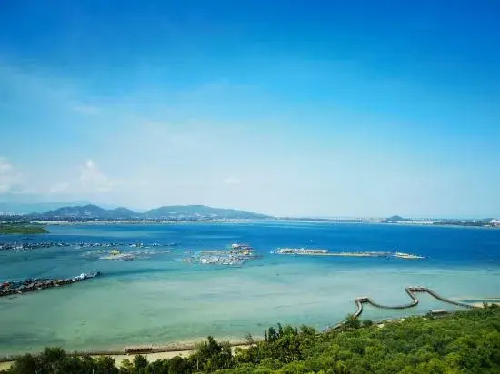Clear Water Bay Yizhai Lansu (Free Lighthouse Shop)