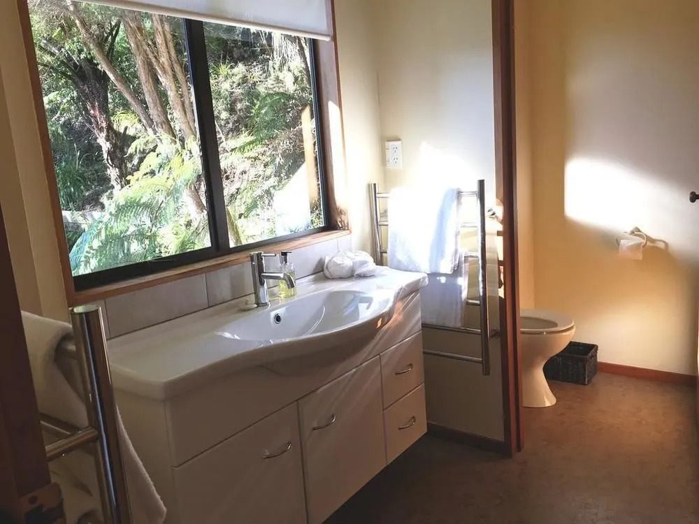 Punga Cove Resort