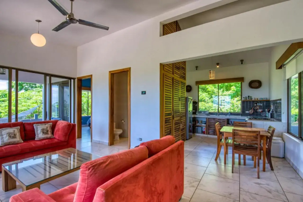 Ananda Guesthouse
