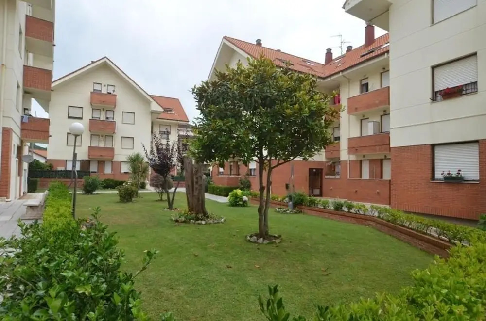 Apartment - 3 Bedrooms - 103313