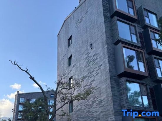Tingfeng Mountain House