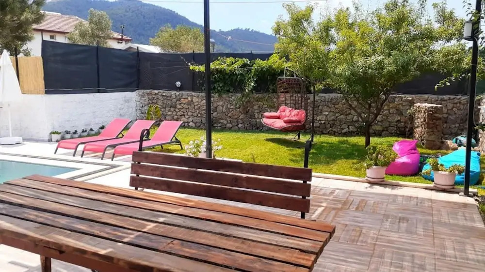 Colorful Villa With Private Pool and Garden in Fethiye