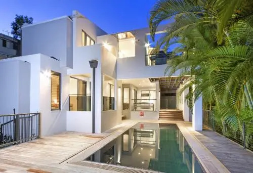 Tropical Retreat with Tranquil Private Pool