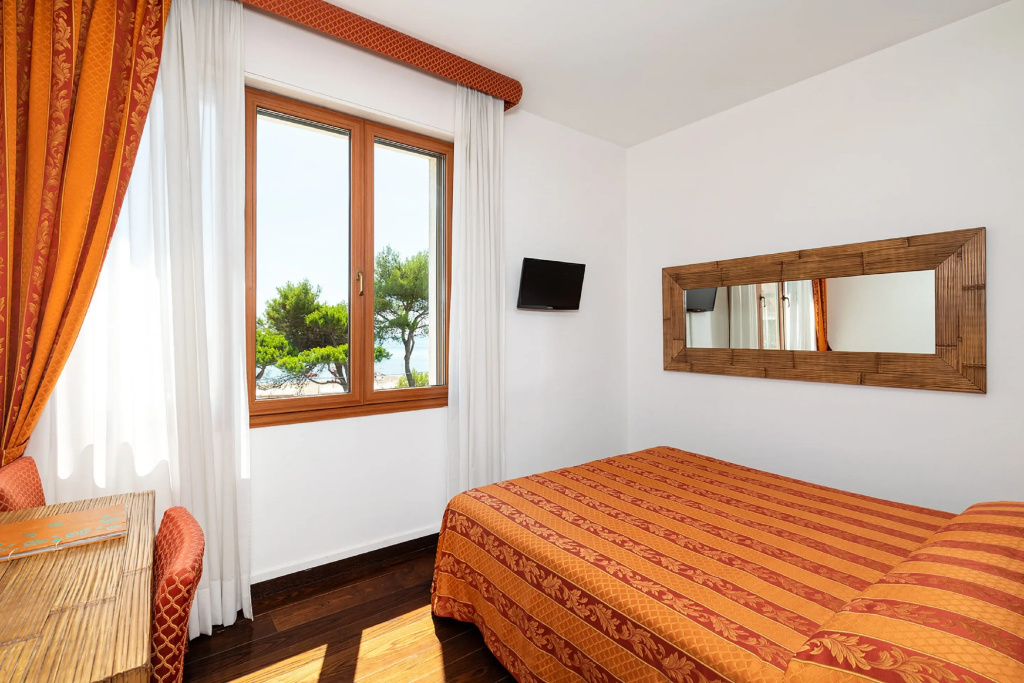 Hotel Rivamare