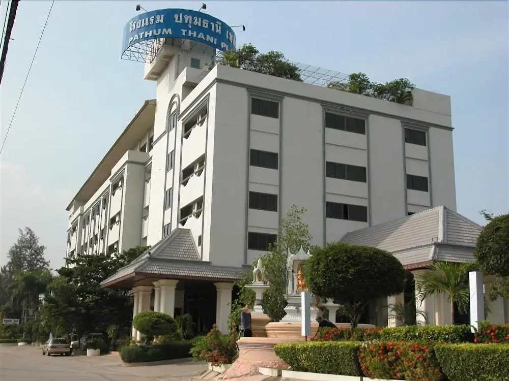 PathumThani Place Hotel