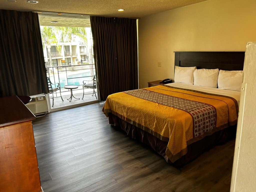 Valley Inn