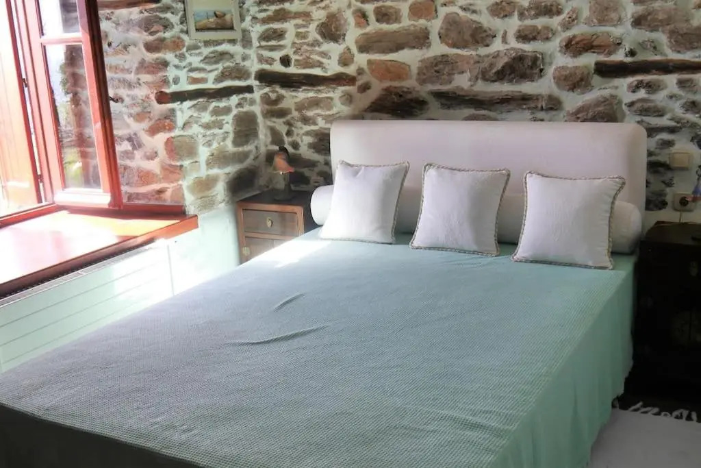 Wonderful 4 Bedroom Villa & separate guest house Villa Thalia