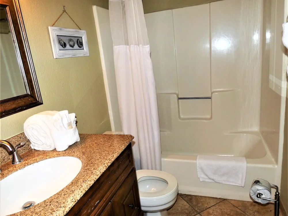 0501 Waters Edge Resort 3 Bedroom Condo