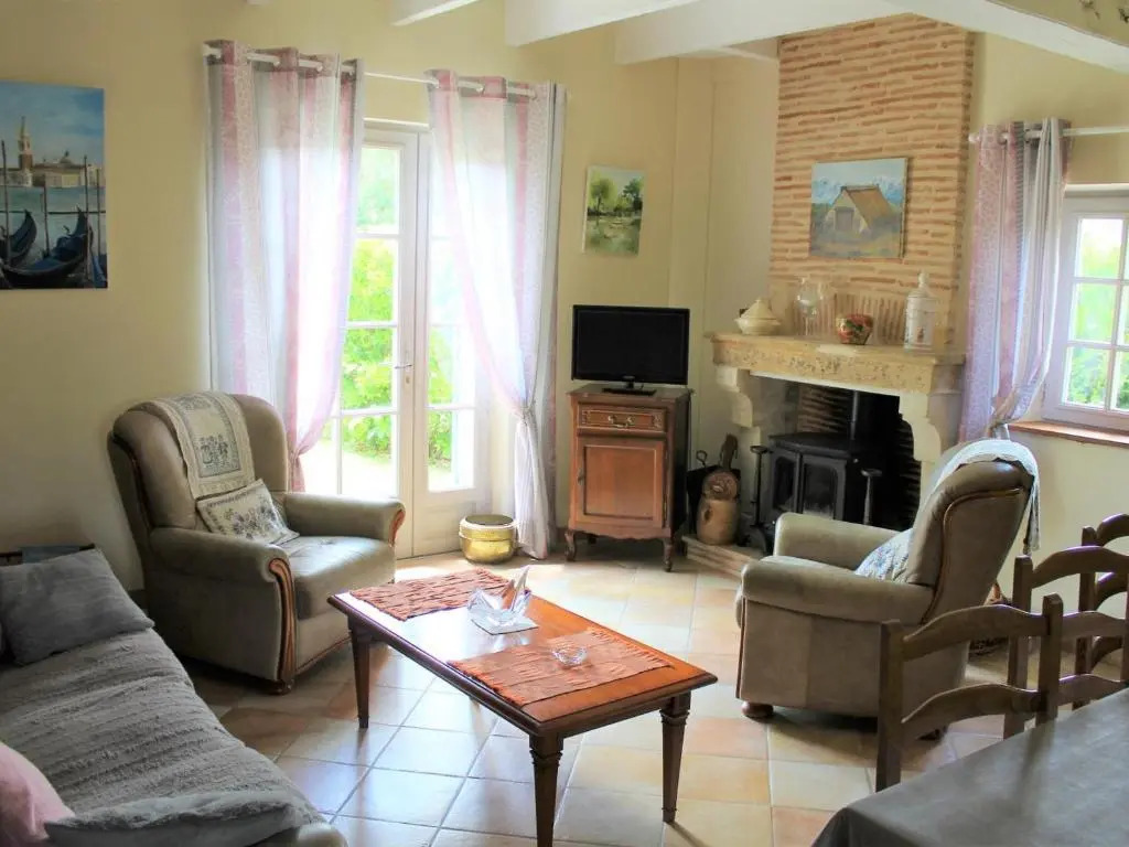 Charmante maison à Lamonzie-Saint-Martin - FR-1-616-112