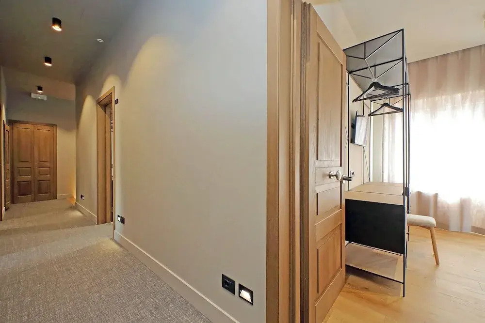 The Place Gallia - New Guesthouse San Giovanni- self check-in -near metro
