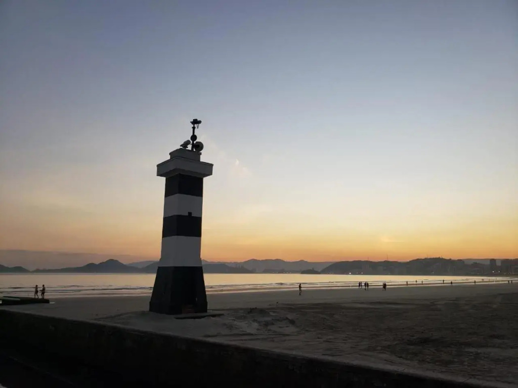 Apartamento PÉS NA AREIA