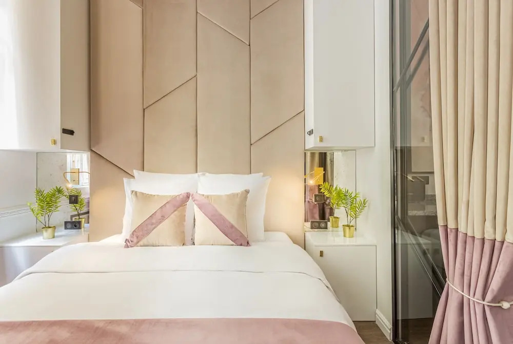 Luxury 3 Bedroom Loft - Le Marais