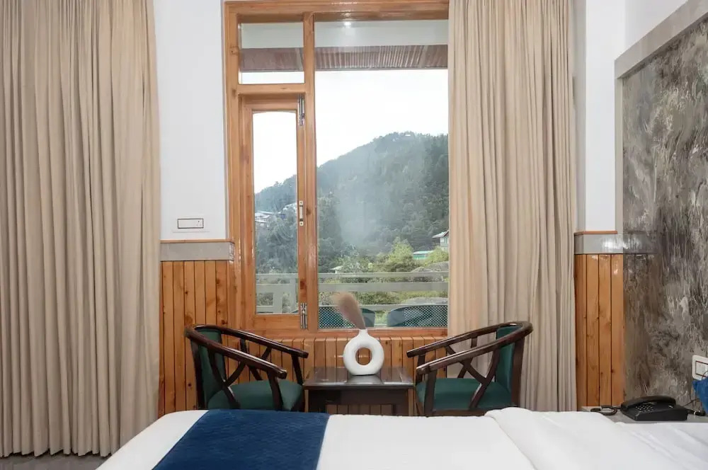 Tara Van - Best Mountain View Hotel in Dharamkot