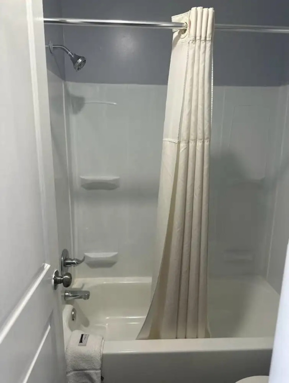 Sky Inn Hotel