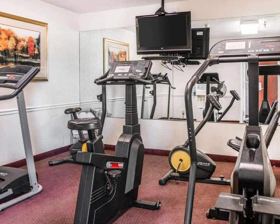 Quality Inn Holland - Toledo