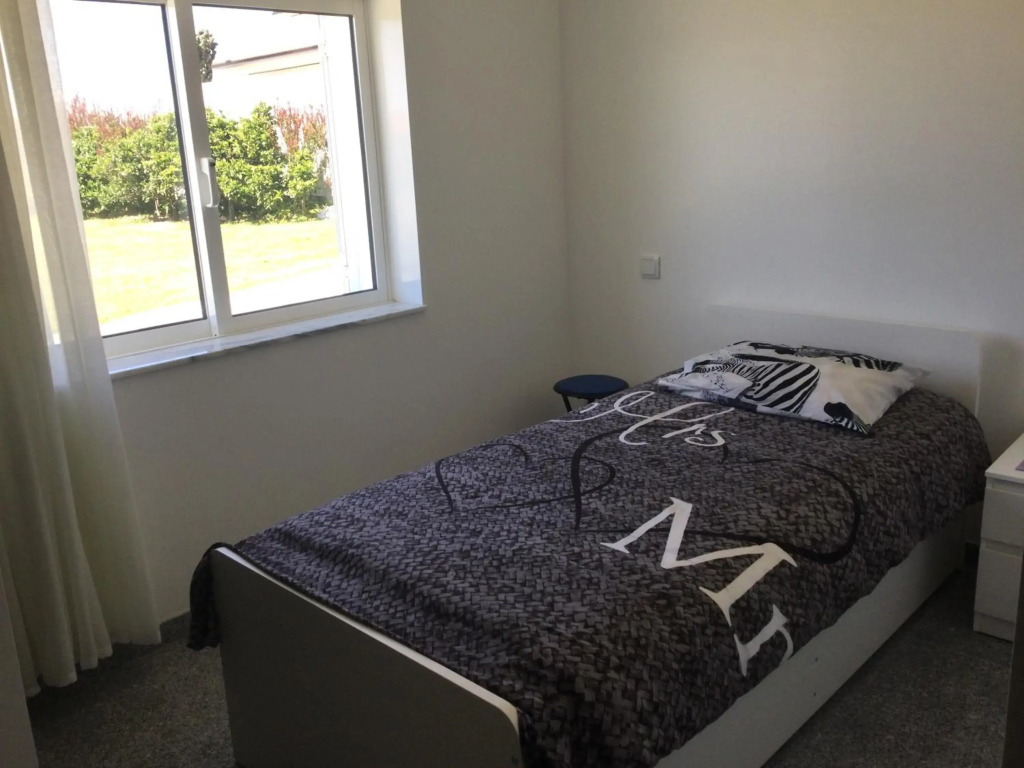 Room solo - Villa Ribeiro On Way to Santiago with Secure Bike Garage - Esposende