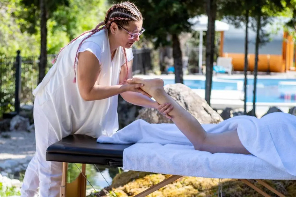 Apanema Mindfulness, Relaxing Adults Only Resort, Fast WiFi, Pool, Sauna, Massage