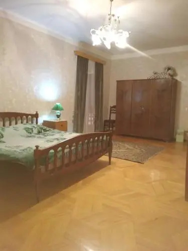 Iulia's House